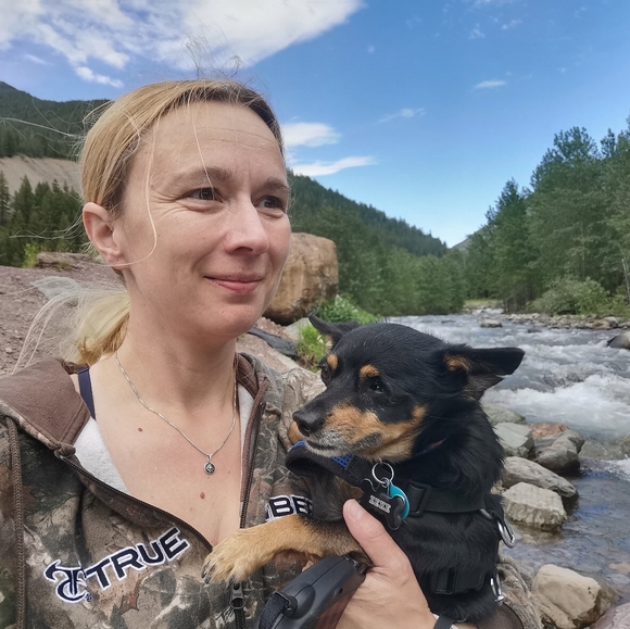 Meet your Posher, Heather - Picture 3 of 3